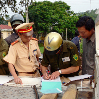 Tổng hợp những lỗi vi phạm giao thông thường gặp và mức xử phạt cụ thể áp dụng từ ngày 01/08/2016