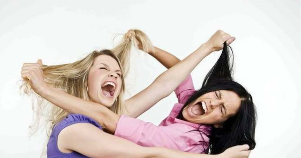 Đánh ghen thế nào mới đúng luật