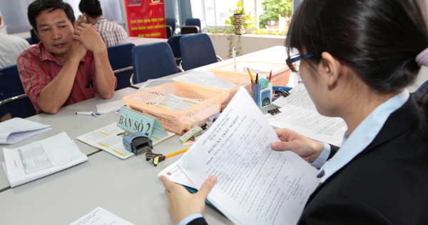 Công đoàn sẽ đại diện người lao động kiện doanh nghiệp nợ BHXH