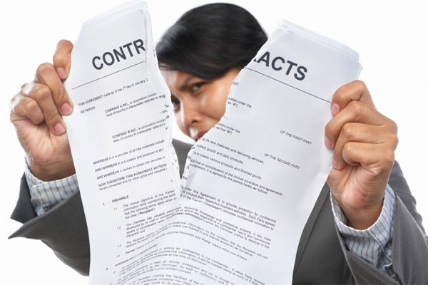 Chấm dứt hợp đồng trước thời hạn đúng luật