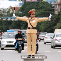 Công văn 6425/UBND-ĐT về bảo đảm trật tự, an toàn giao thông các tháng cuối năm 2016