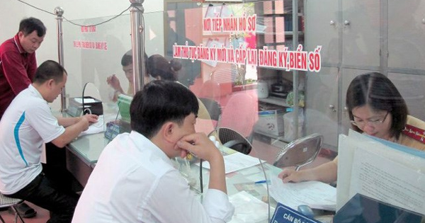 Sang tên đổi chủ phương tiện sẽ bị thu những phí nào?