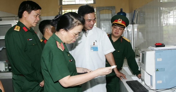 Hồ sơ hưởng chế độ ốm đau đối với NLĐ thuộc Bộ Quốc phòng