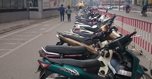 Mức giá giữ xe đạp, xe máy, ô tô năm 2017 tại Hà Nội Mức giá giữ xe đạp, xe máy, ô tô năm 2017 tại Hà Nội