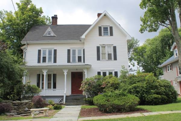 Nhà lớn nhưng ít người ở sẽ không tốt