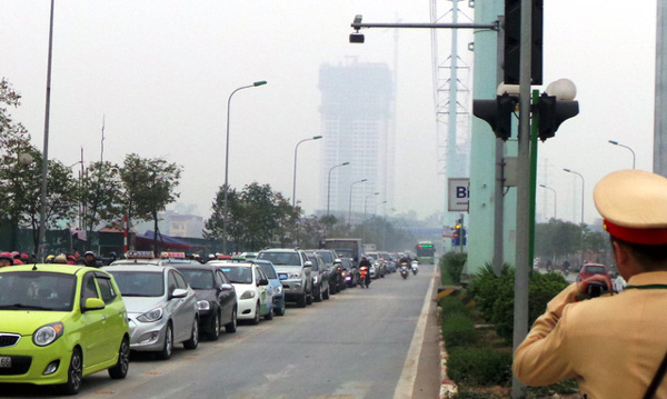 Tuần tra lưu động với chốt trực tại các nút trọng điểm