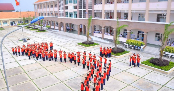 Vai trò tổ trưởng, nhóm trưởng chuyên môn trường THPT