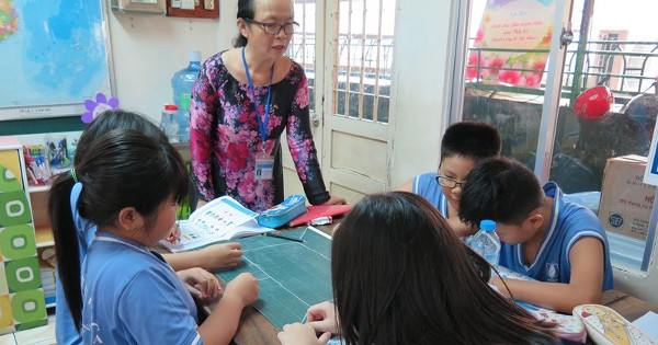 Bỏ công chức, viên chức: Hiệu trưởng, hiệu phó cũng nên theo chế độ hợp đồng Bỏ công chức, viên chức: Hiệu trưởng, hiệu phó cũng nên theo chế độ hợp đồng