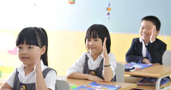 Chấm dứt ngay việc dạy chữ cho trẻ trước khi vào lớp 1