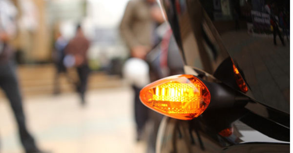 Mức phạt đối với lỗi bật nhầm xi nhan