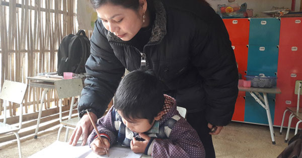 Chính sách ưu đãi với giáo viên trường chuyên biệt, vùng khó khăn