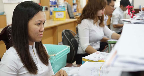 Đến 2020 phải giảm 10% công chức, viên chức