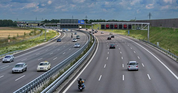 Những lỗi vi phạm thường gặp trên đường cao tốc