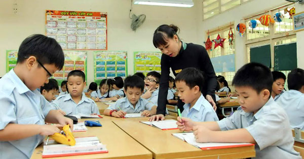 Tổng hợp những việc giáo viên không nên làm khi lên lớp