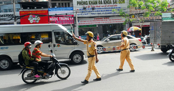 Vi phạm cùng lúc nhiều lỗi giao thông thì mức phạt thế nào