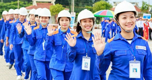 Lao động nữ nên nghỉ hưu vào thời điểm nào là có lợi nhất?