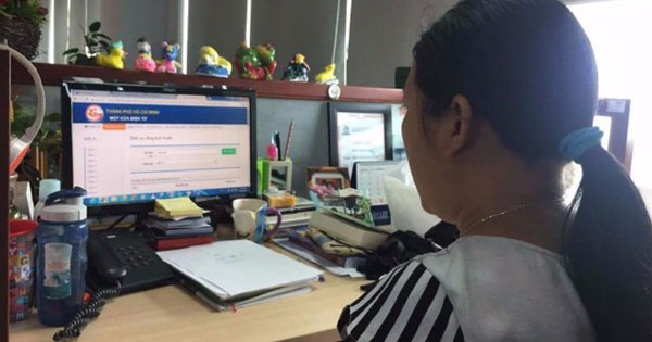 TP HCM: Người dân có thể ngồi nhà làm thủ tục BHXH