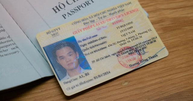 Bằng lái xe nước ngoài dùng được ở Việt Nam không?