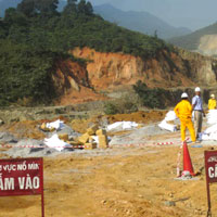 Đơn đề nghị cấp giấy phép sử dụng vật liệu nổ công nghiệp