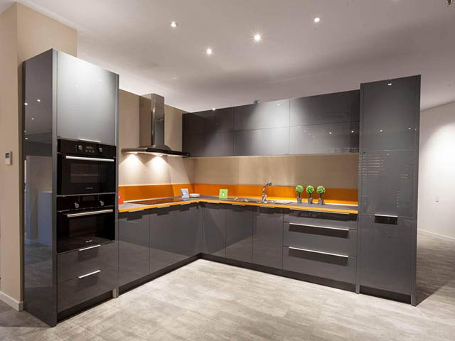 Báo giá tủ bếp acrylic