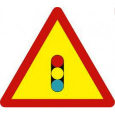 Biển báo giao nhau có tín hiệu đèn W209