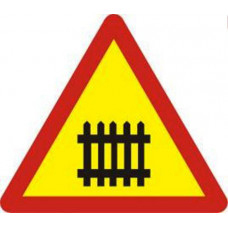 Biển báo giao nhau với đường sắt có rào chắn W210