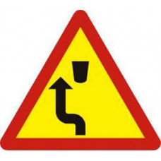 Biển báo chú ý chướng ngại vật tránh sang bên trái