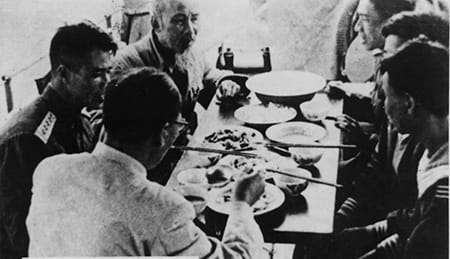 Có nhiều sự kiện trong cuộc đời và sự nghiệp của Bác Hồ bạn tâm đắc nhất là sự kiện nào? 