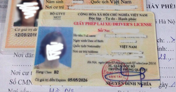 Cách phân biệt bằng lái xe thật giả