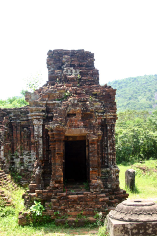 Bộ câu hỏi cuộc thi Em yêu lịch sử Việt Nam