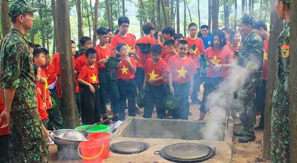 Trại hè quân đội