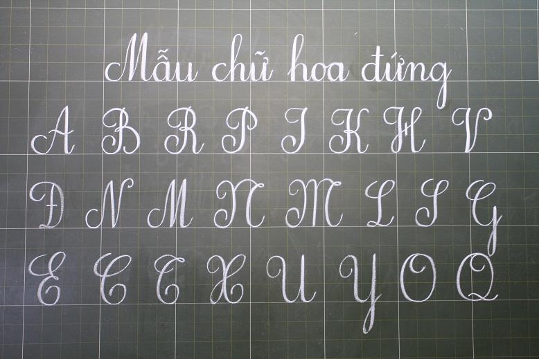 Chữ viết hoa đứng