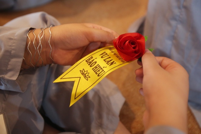 Hình ảnh lễ vu lan báo hiếu cha mẹ