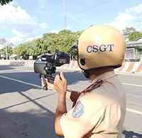 Đi xe chậm phạt bao nhiêu 2025?