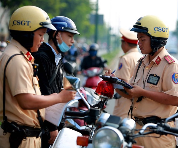 Bị tước giấy phép lái xe có được tham gia giao thông không?