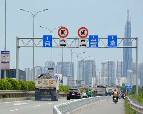 Thế nào là chạy quá tốc độ?