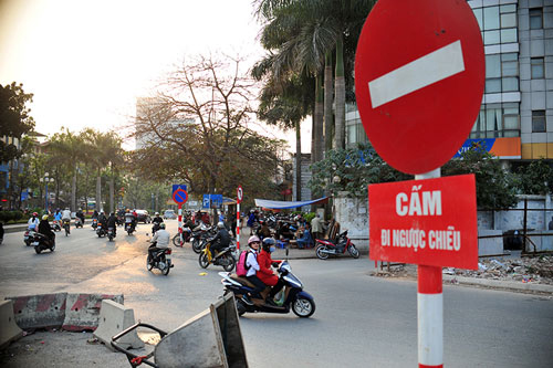 Mức phạt lỗi đi ngược chiều 2021