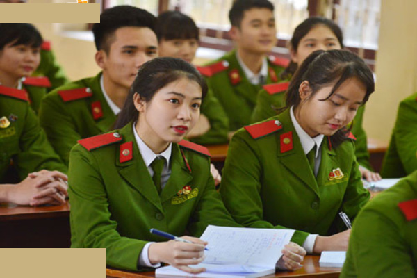 Tiêu chuẩn lý lịch vào ngành Công an 2023