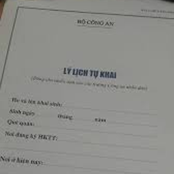 Xét lí lịch 3 đời vào công an