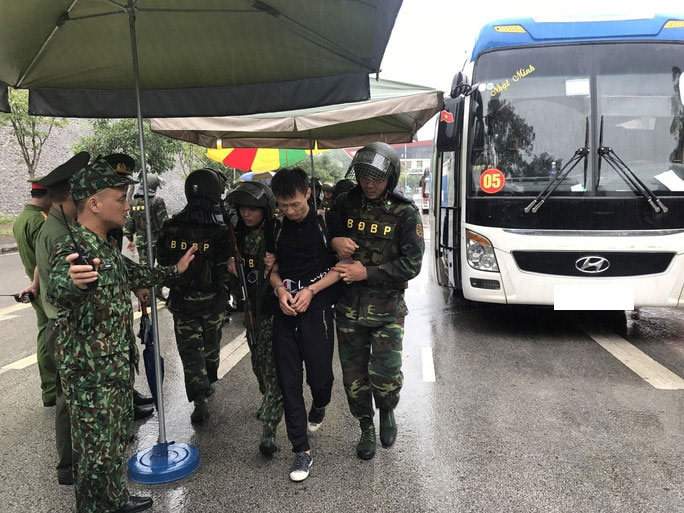 Dẫn độ là gì? Ví dụ về dẫn độ tội phạm?