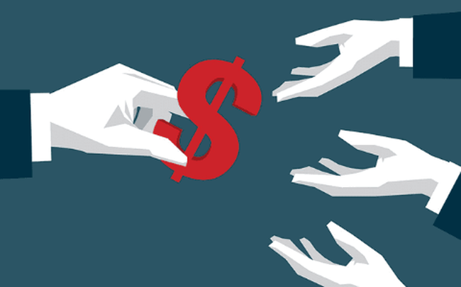 Giáo viên cho vay nặng lãi có vi phạm?