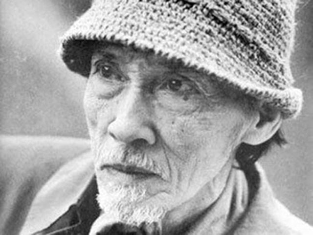 Hai họa sĩ nào được nhắc tới trong câu "Phố Phái, gái Liên"?