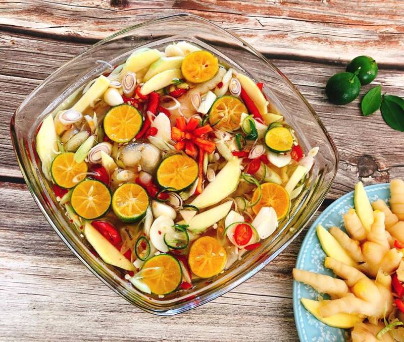 Cách làm chân gà ngâm xả tắc và chân gà chiên nước mắm