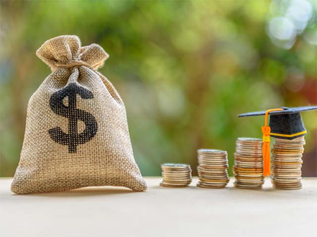 Phụ cấp giáo viên trong thời gian nghỉ ốm đau