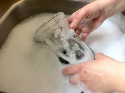 Cách giữ hoa tươi lâu trong ngày tết