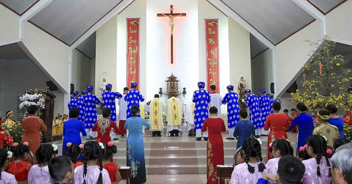 Lời chúc Tết 2021 cho cha chánh sứ hay nhất