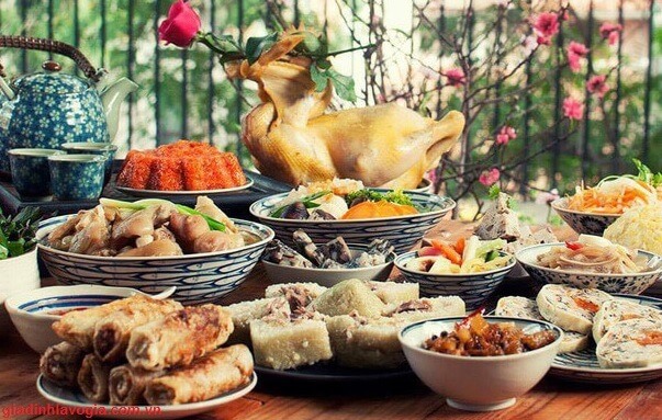 Văn khấn tổ tiên mùng 1 Tết