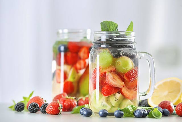 Một số lưu ý khi uống nước detox