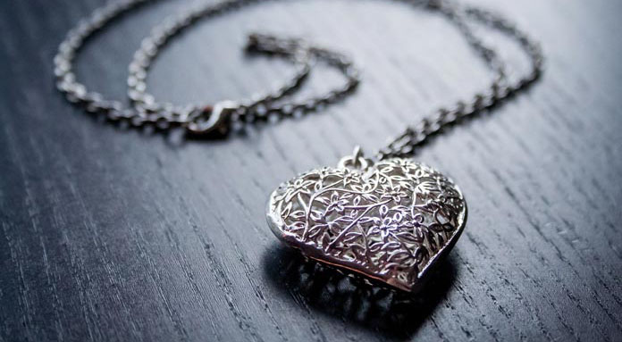 Đầu năm mua bạch có sao không