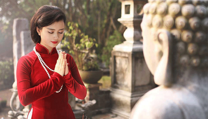 Cap, STT đi chùa ngày Tết